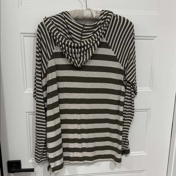 CAbi Olive and Cream Striped Long Sleeve Top with thumb holes - Picture 2 of 4